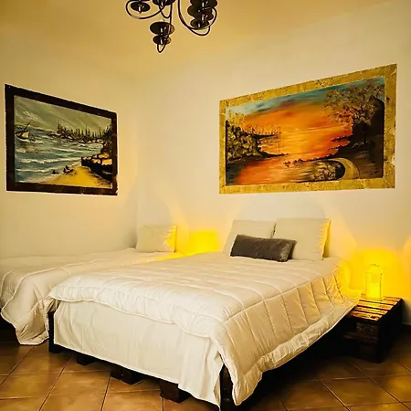 Tate Beachfront Apartamento *